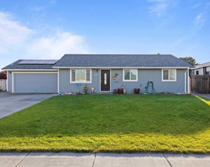 4825 Forsythia St., West Richland