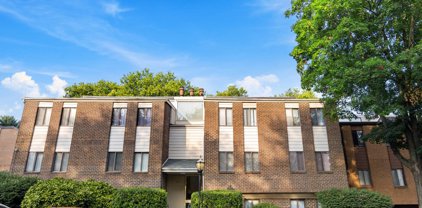 15 Suntop   Court Unit #T-2, Baltimore