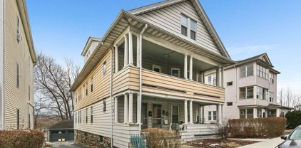117 Illinois St, Worcester