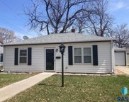 304 N Chicago Ave, Sioux Falls image