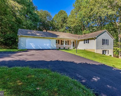 1419 Steeple Chase Rd, Downingtown
