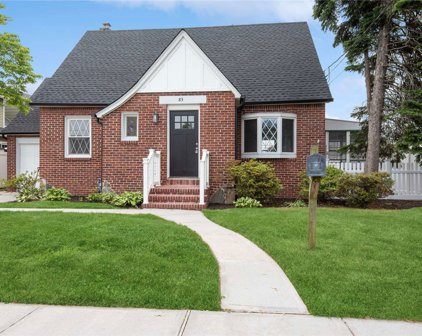 83 Grand Boulevard, Massapequa Park