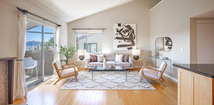 651 Stonegate DR, South San Francisco
