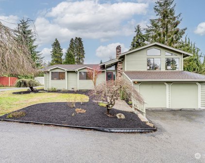 9118 Main Street, Edmonds