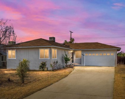 3008 Dartmouth, Bakersfield