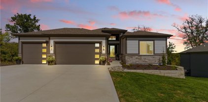 204 E Maple Street, Lone Jack