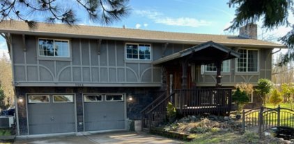 9984 Marquam Cir, Molalla