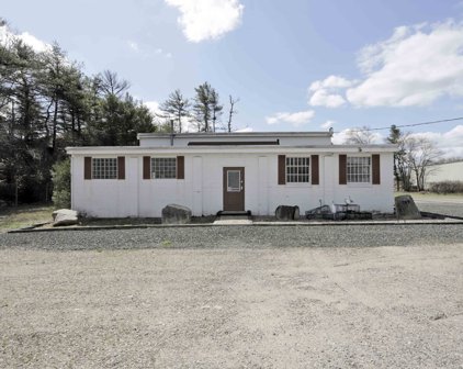 789 State Rd, Dartmouth