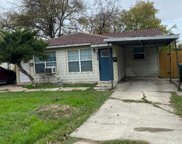 1509 Fresno, San Antonio image