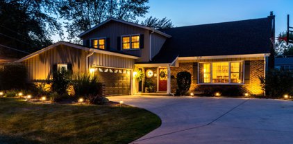 1908 E Mulberry Lane, Arlington Heights