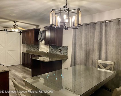 309 Pacific Avenue, Beachwood