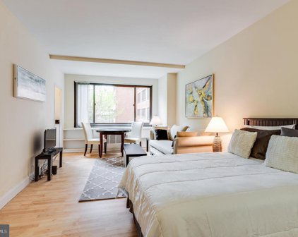 1021 Arlington Blvd Unit #335, Arlington