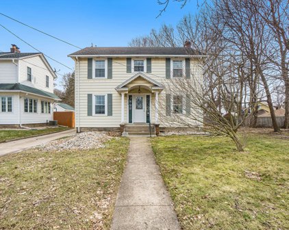 312 N Riverview Drive, Parchment