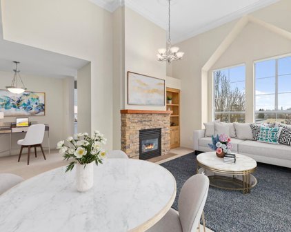 295 Schoolhouse Street Unit 305, Coquitlam