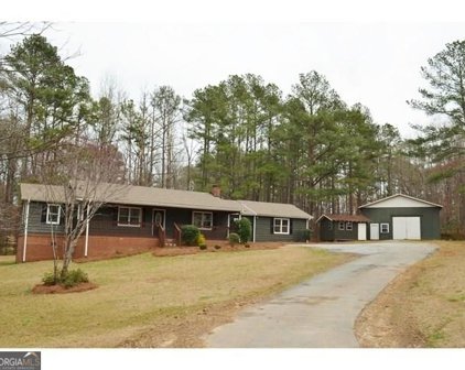 2635 Kent Drive, Lithia Springs