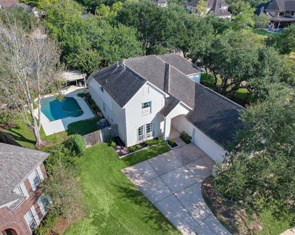 2511 Lake Crest Court, Pearland