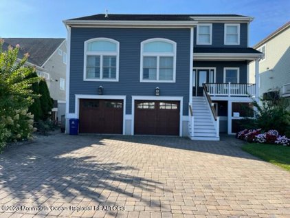 208 Washington Avenue, Point Pleasant Beach