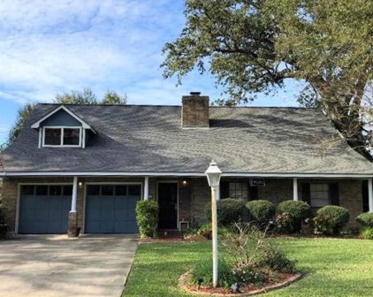 126 Mesquite Street, Lake Jackson