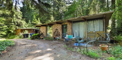 2128 E Bay Drive NE, Olympia