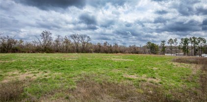 202 Ne Healing Springs  Street, Highfill