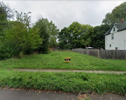 1642 Weston  Avenue, Niagara Falls-City-291100