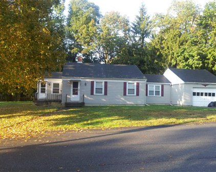 10 Elm St, Westford