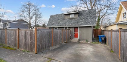 4757 25th Avenue SW, Seattle