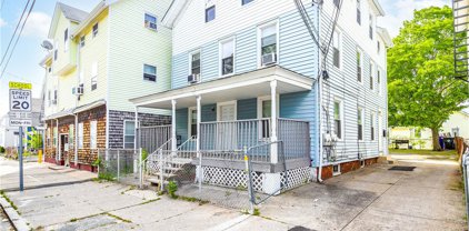 89 Hedley Avenue, Central Falls