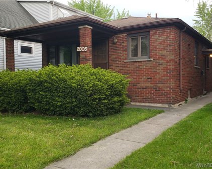 2005 Forest  Avenue, Niagara Falls-City-291100