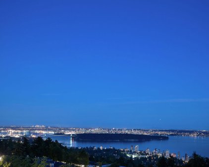 2458 Carr Lane, West Vancouver