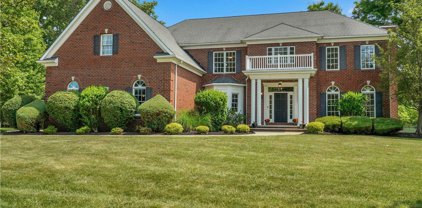 75 Via Foresta Lane, Amherst