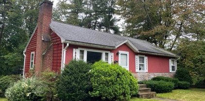 3 Elizabeth Ln, Paxton