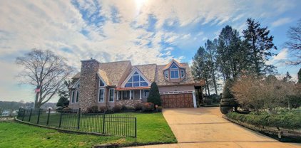 710 Paramount Way, Brick