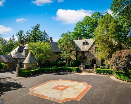 26 Old Gulph Rd, Gladwyne