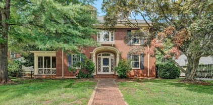 846 College Street, Bedford