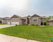 2409 S Moss Stone Ave, Sioux Falls image