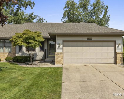 4308 Crest Creek Court SW, Grandville