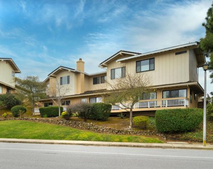 19 Calypso LN, San Carlos