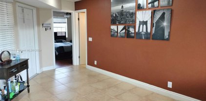 8630 Sw 3rd St Unit #203, Pembroke Pines