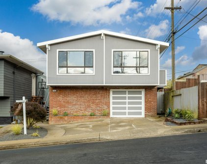 493 Lakeshire  Drive, Daly City
