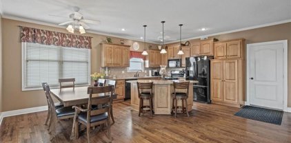 6901 Roundtree Street, Shawnee