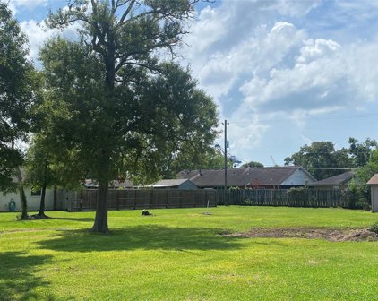 Shadylawn Avenue, Shoreacres