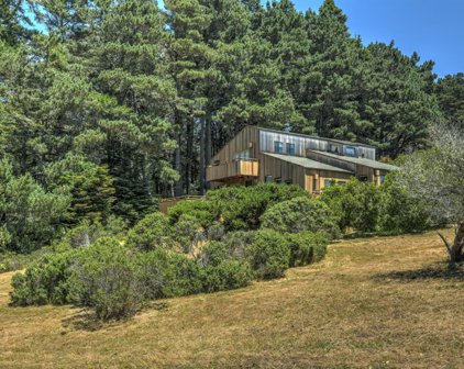 35433 Fly Cloud Road, The Sea Ranch