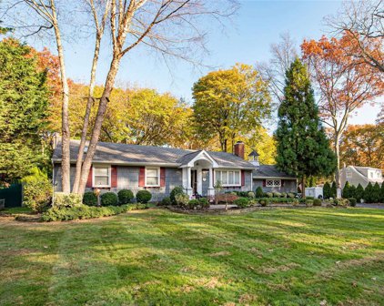 21 Hillside Avenue, Saint James