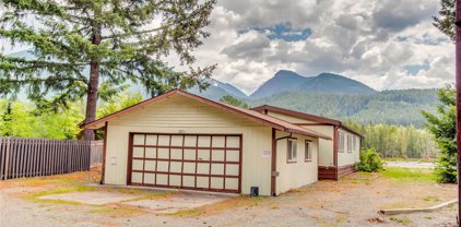 140 Maple Place, Packwood