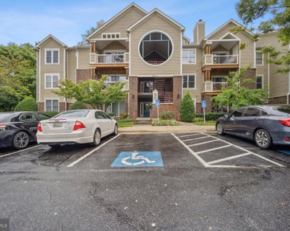 603 Admiral Dr Unit #101, Annapolis