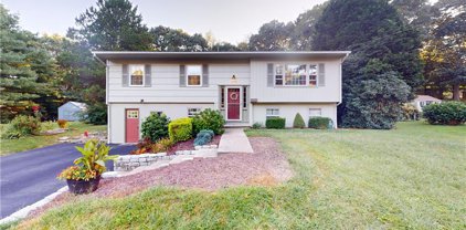 170 Chatworth Road, North Kingstown