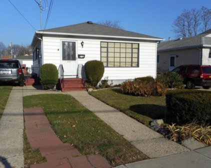 233 Midland Avenue, Staten Island