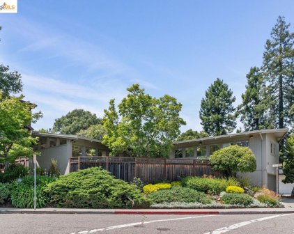 233 Hillcrest Rd, Berkeley