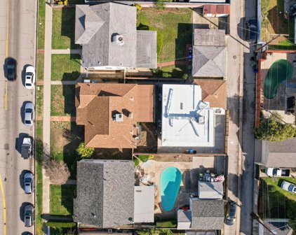 8022 Louise Avenue, Northridge